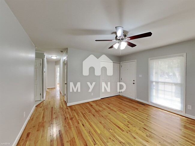 Building Photo - 3 br, 1.5 bath House - 528 Efird St