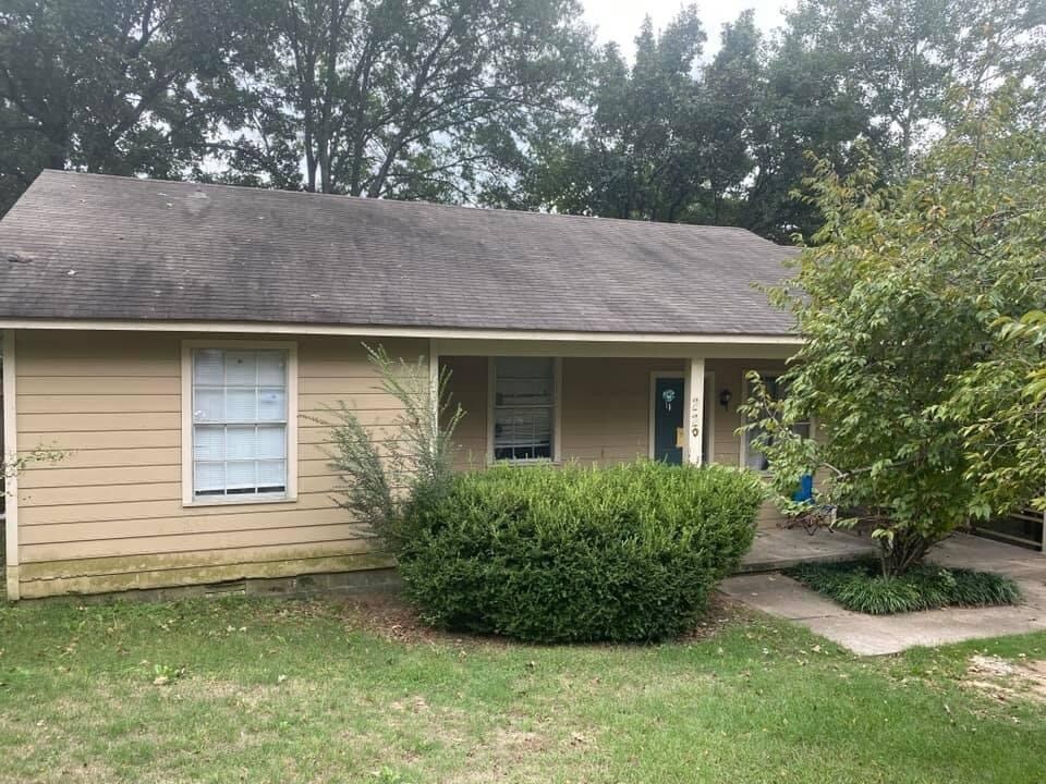 Primary Photo - 220 Westfield Dr