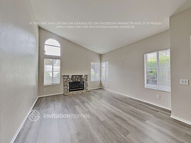 Foto del edificio - 24378 Echo Ridge Dr