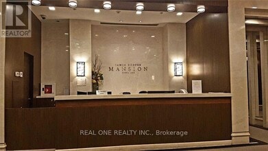 Building Photo - 28 Linden St