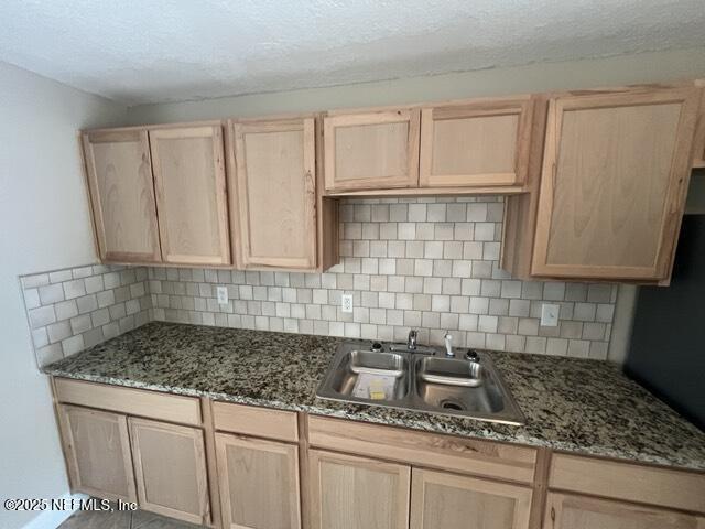 Foto del edificio - 7539 Pheasant Path Dr