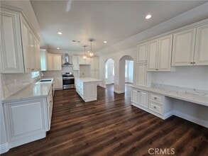 Building Photo - 119 Norumbega Dr