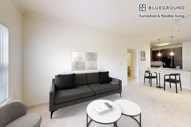 Foto del edificio - 80 N Central Ave