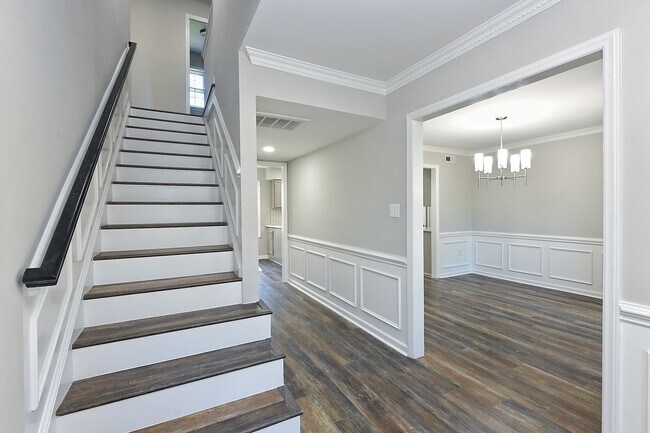 Building Photo - 12237 Bay Tree Way