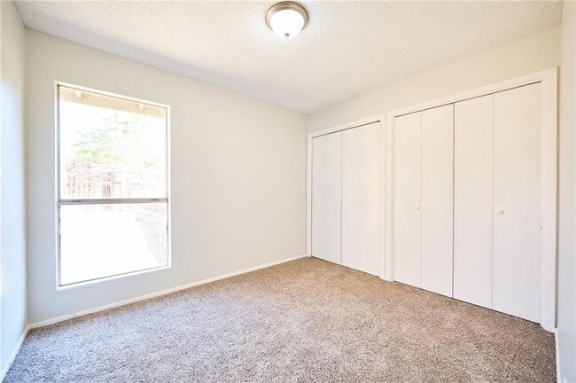 Building Photo - 6708 Aries Ln