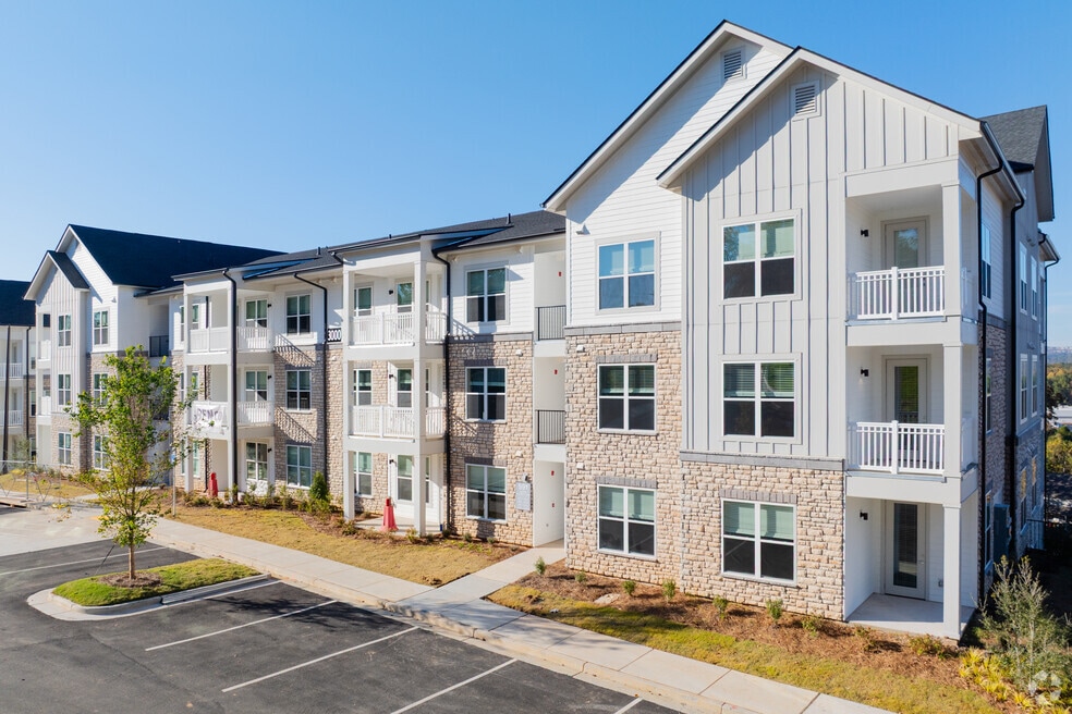Walton Ridenour - 1425 Ridenour Blvd Kennesaw, GA 30152 | Apartments.com