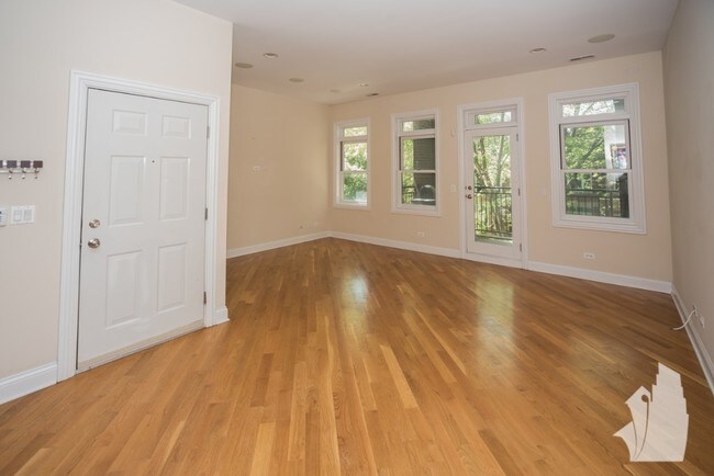 Foto del edificio - 3247 N Seminary Ave