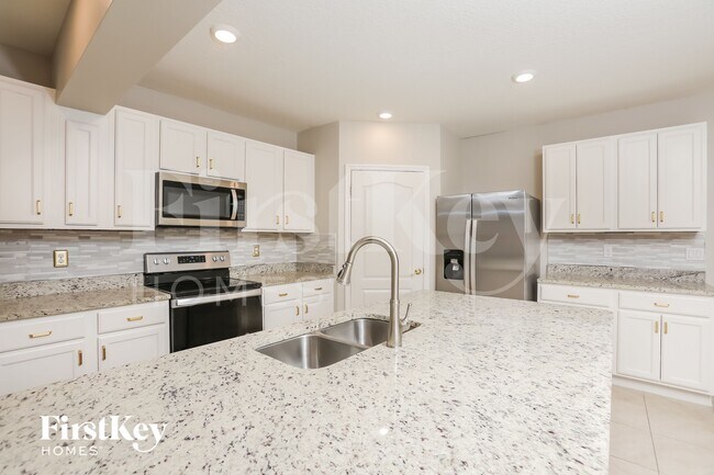 Building Photo - 6785 Coral Berry Dr