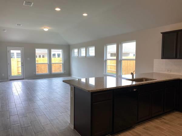 Foto del edificio - 124 Trailside Ln