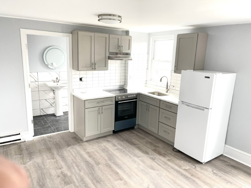 143 Canal St Unit 7L, Salem, MA 01970 Condo for Rent in Salem, MA