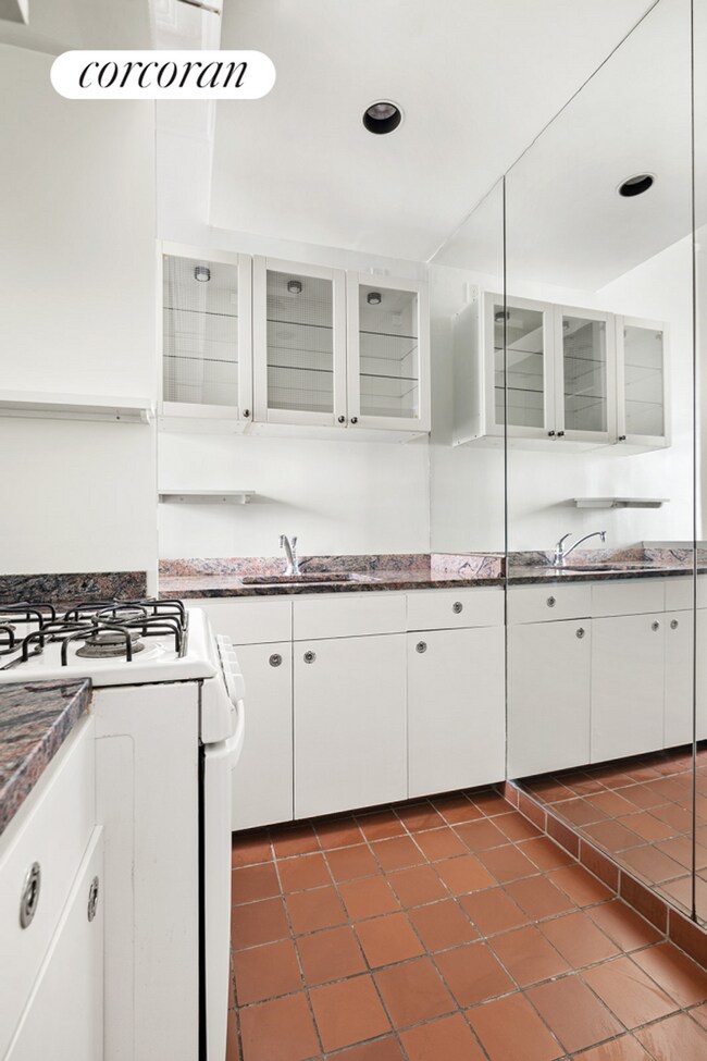 Foto del edificio - 109 E 19th St