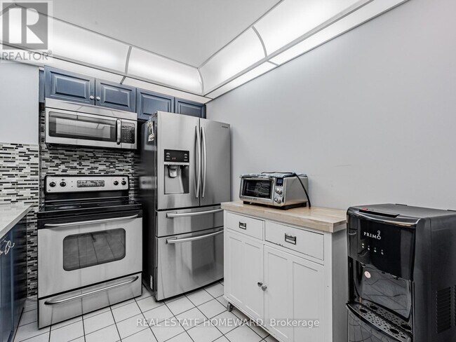 Photo du bâtiment - 88 Corporate Dr