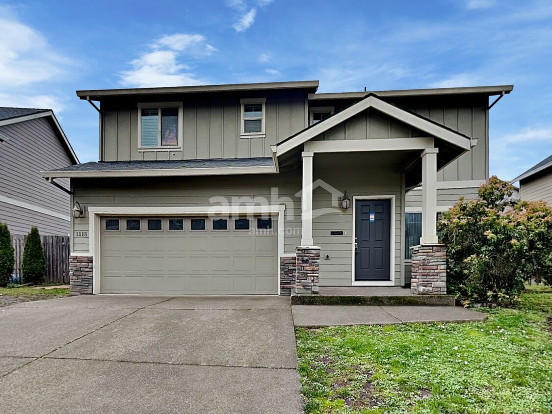 Primary Photo - 1115 SE Rollins Ave