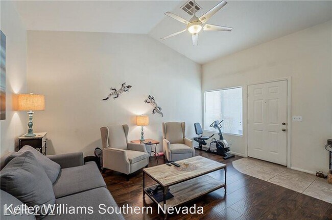 Foto del edificio - 2 br, 2 bath House - 669 ANNE LANE