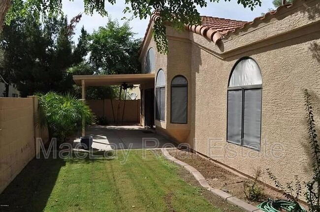 Building Photo - 65 W Greentree Dr