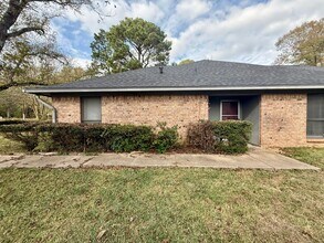 Building Photo - 8302-8304 Garrett Dr