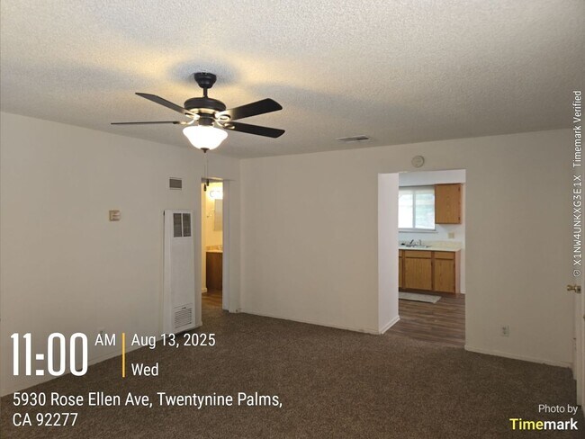 Foto del edificio - 3 Bedroom 1 Bath Coming Soon!
