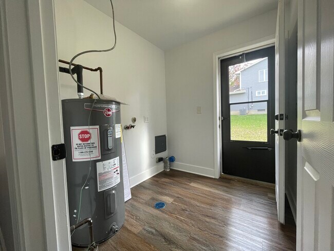 Foto del edificio - 37125 N Summerfield Dr