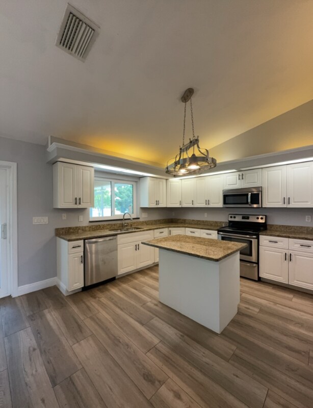 Foto del edificio - 22148 Lockport Ave