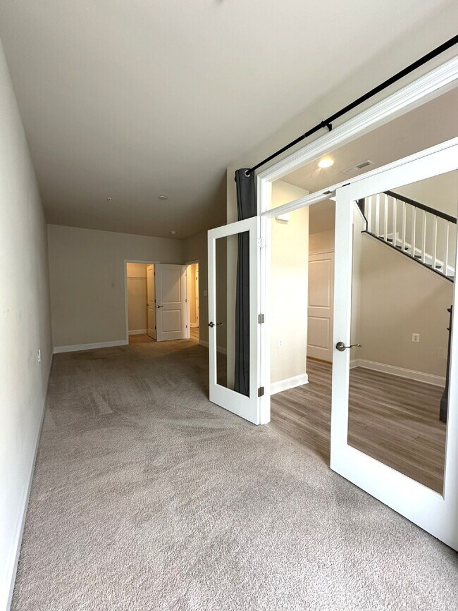 Foto del edificio - Luxury Townhome in Frederick