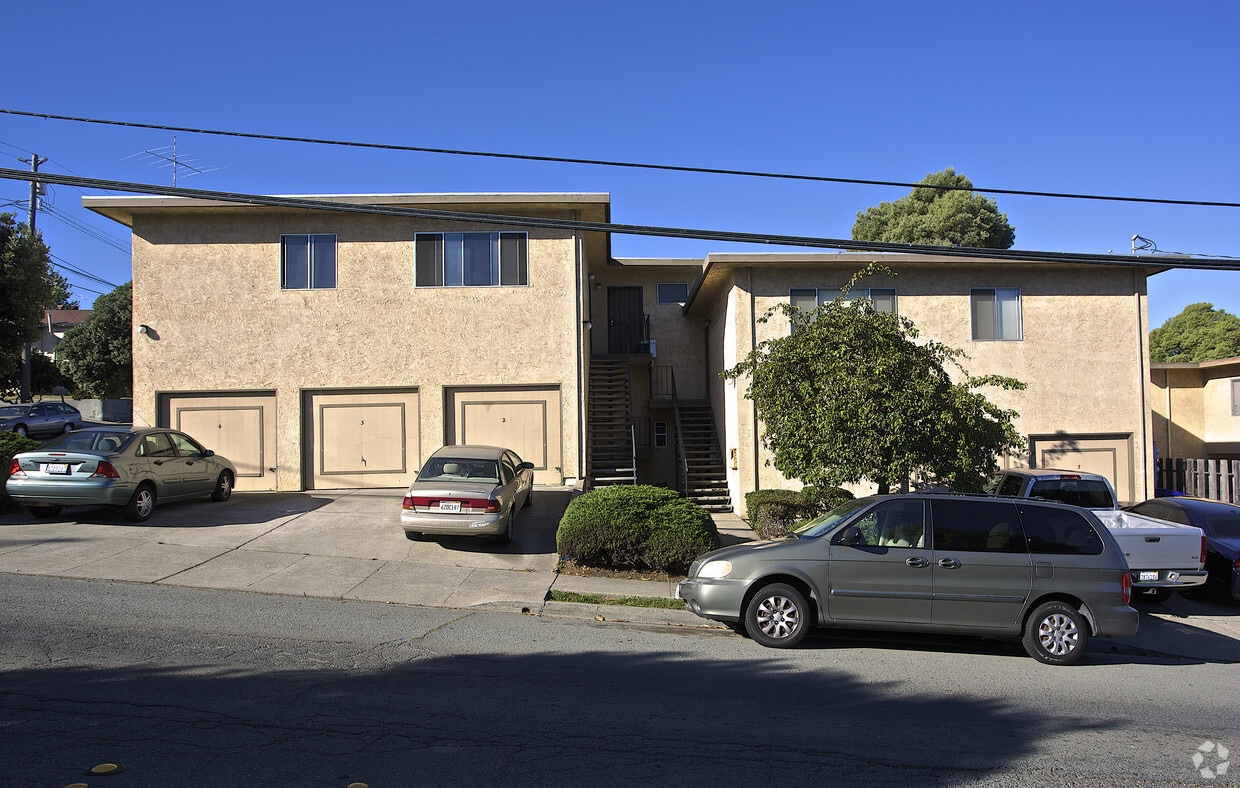 Building Photo - 2329 San Joaquin St