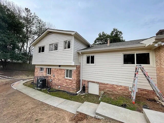 Foto del edificio - Room in House on Vanderbilt Ln NW
