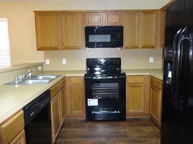 Photo - 18915 Brownstone Mills Drive