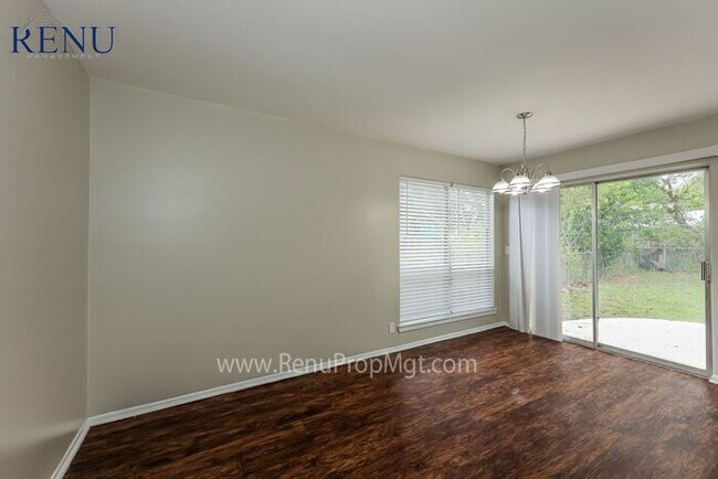 Foto del edificio - 7123 Glen Trail