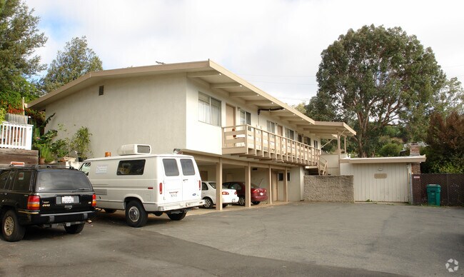 Building Photo - 3460 Orchard Hill Ct