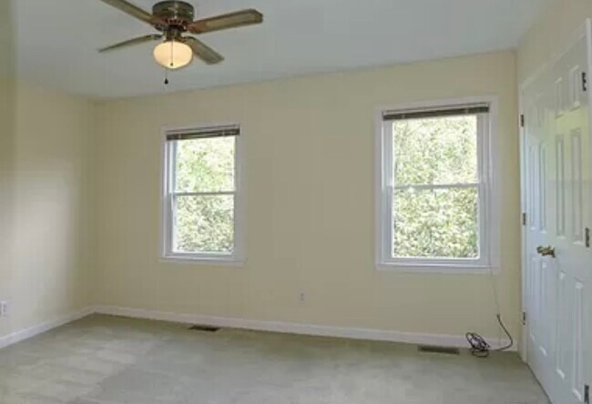 Building Photo - 3373 Tarleton E