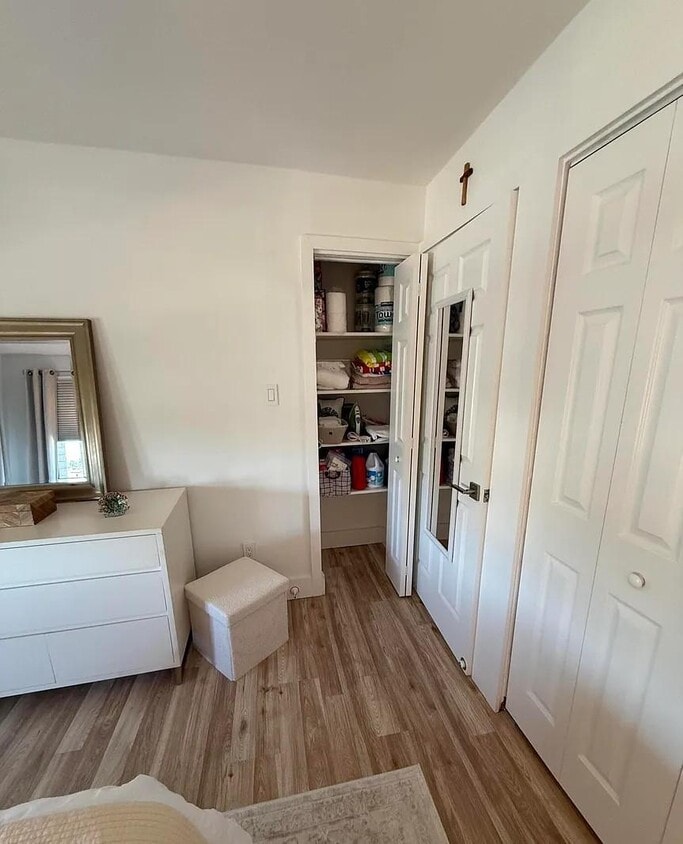 Foto principal - 1000 Clove Rd