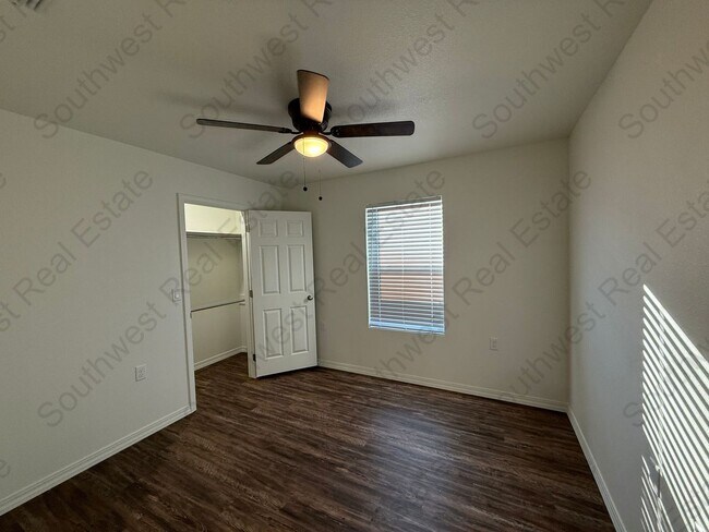 Foto del edificio - 2117 Bobwhite Ct