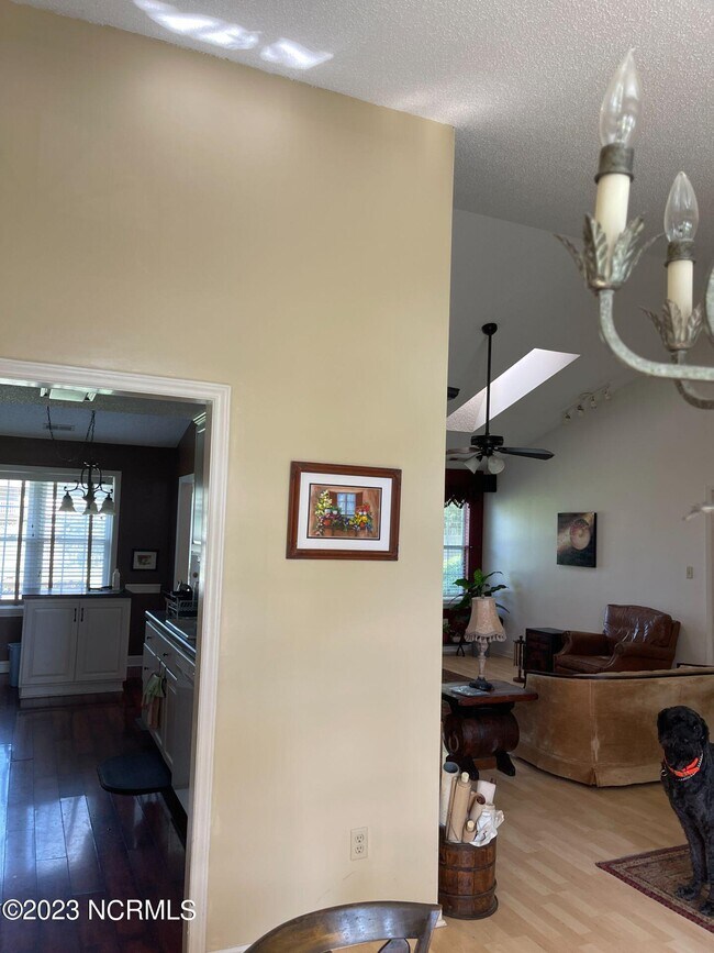 Foto del edificio - 167 Audubon Dr