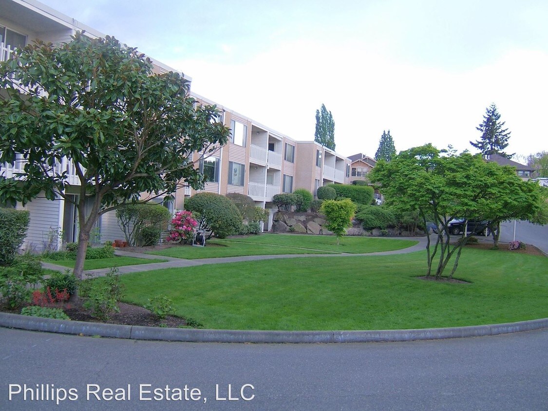 Primary Photo - 460 2nd Ave S