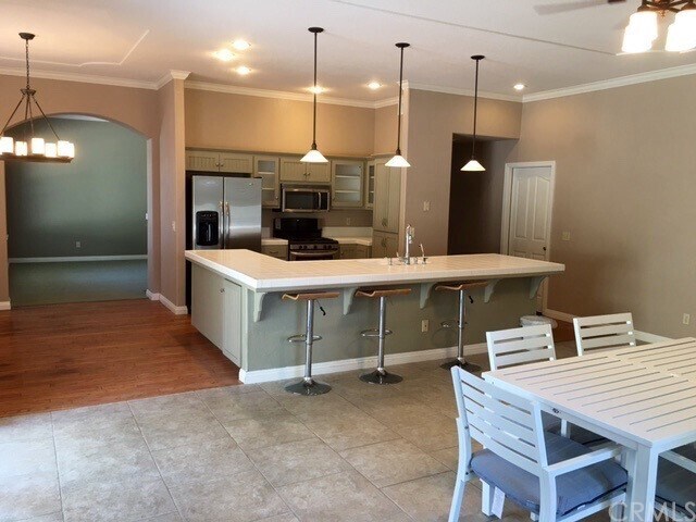 Foto del edificio - 541 Burlwood Ln