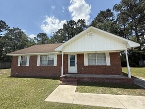 Building Photo - 94 Jamey Ln