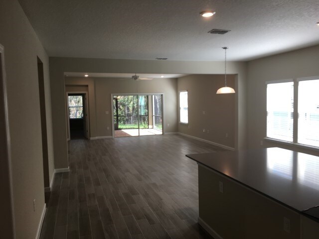 Building Photo - 252 Otero Point
