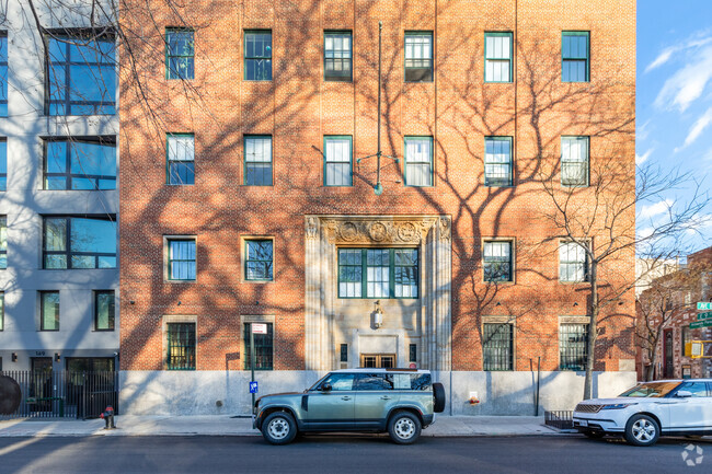 Building Photo - Christodora House