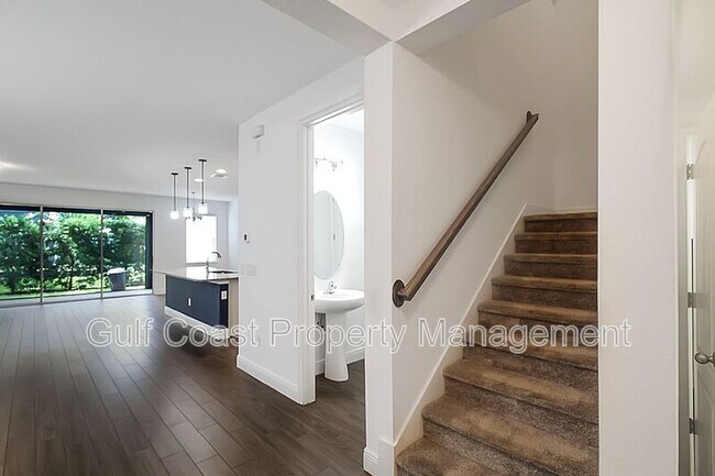 Foto del edificio - 4525 Chinkapin Dr