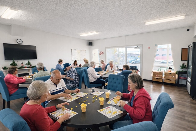 Building Photo - Reflections at Barbara Ann