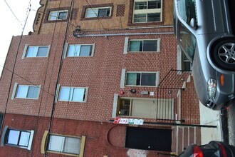 Building Photo - 774 S 15th St