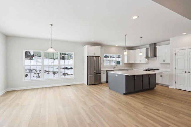 Building Photo - 1785 La Salle St