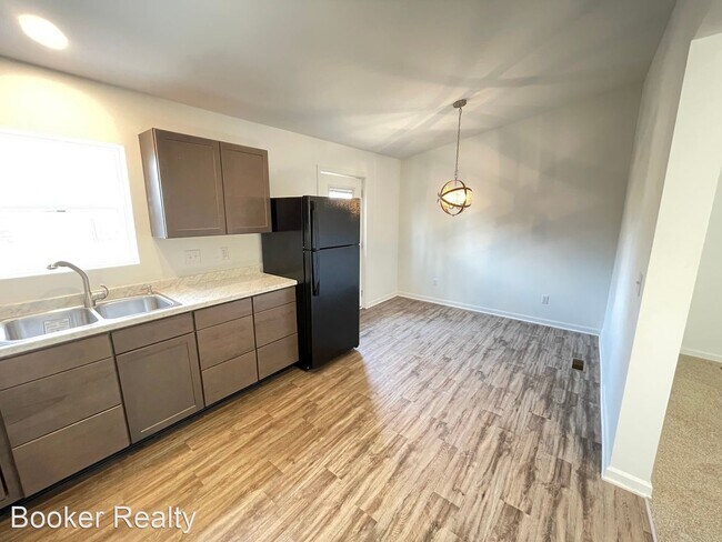 Building Photo - 3 br, 2 bath House - 810 S 18th St