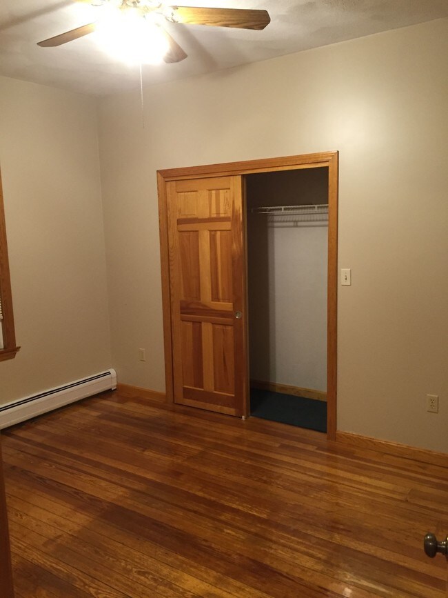 Foto del edificio - 656 June St