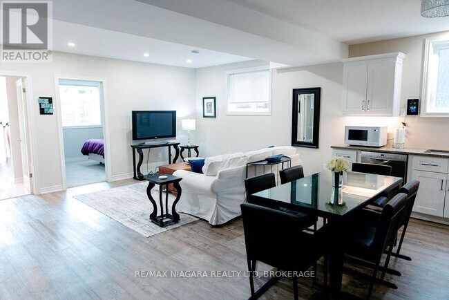 Photo du bâtiment - 24 Abbott Pl