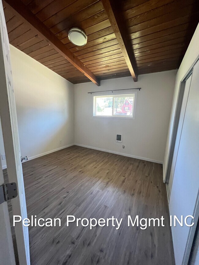 1339 California Ave, Klamath Falls, OR 97601 Townhome Rentals in