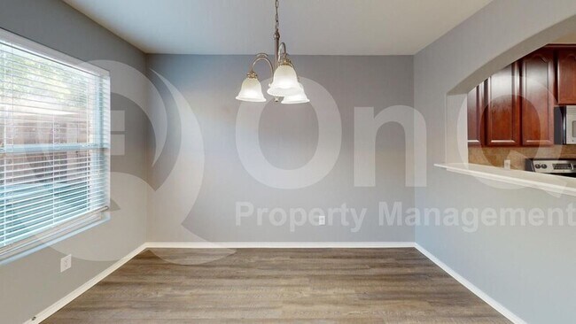 Foto del edificio - 9984 Fleetwood Dr