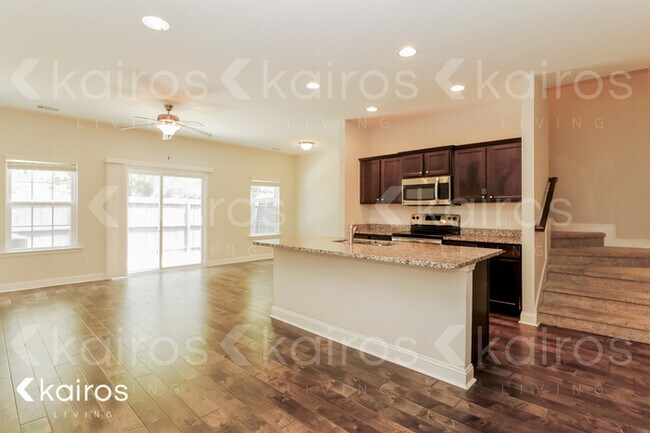 Foto del edificio - 407 Ferguson Ln