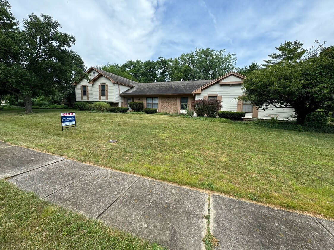 Primary Photo - 7660 Turtlecreek - 4 Bedroom - 3.5 Bath - ...