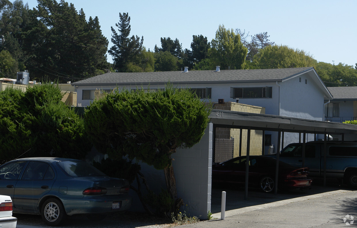 Building Photo - 4330 Appian Way